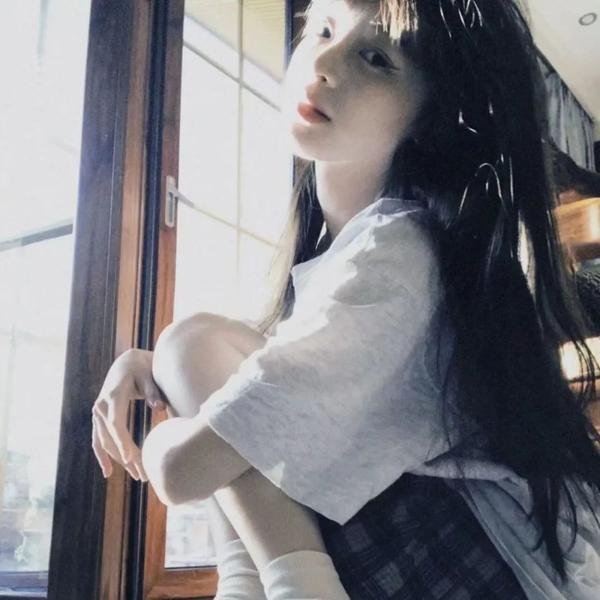 妮可睡不著